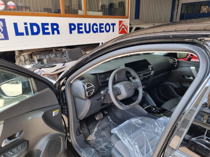 https://www.liderpeugeot.com/