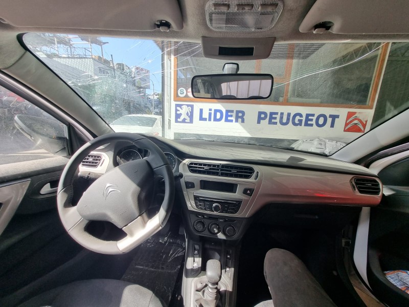 https://www.liderpeugeot.com/