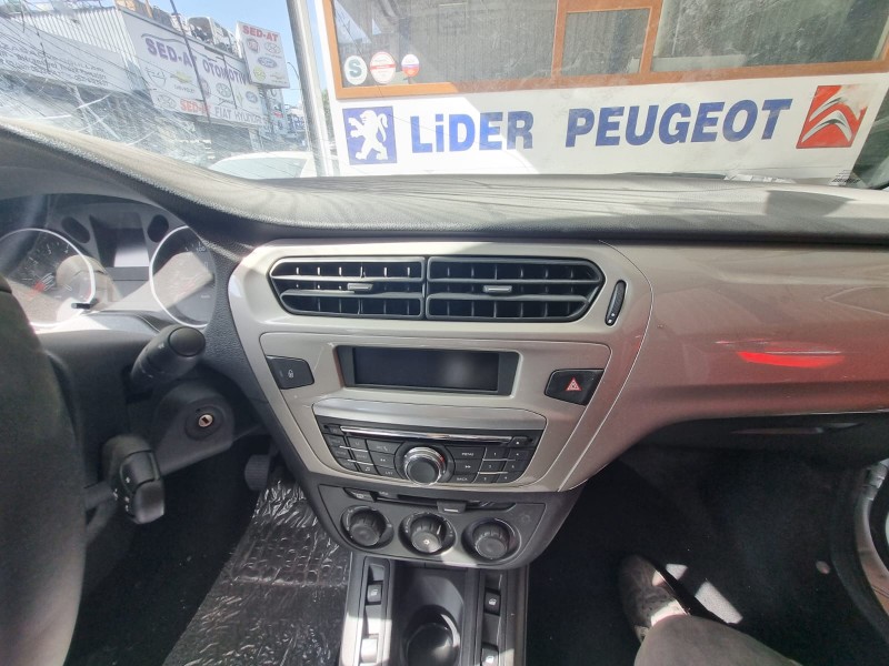 https://www.liderpeugeot.com/