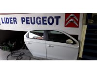 https://www.liderpeugeot.com/